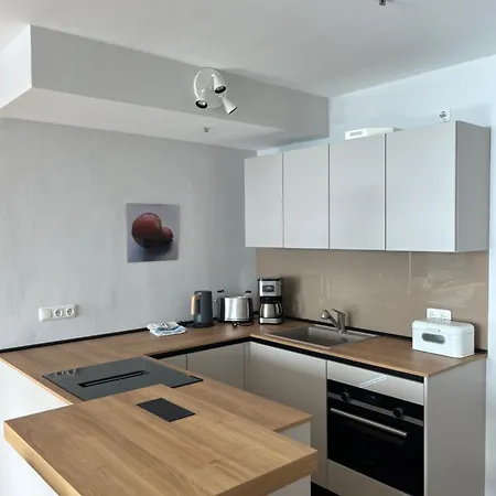 Maritim 31 Etage Traveblick 296 Mit Schwimmbad *