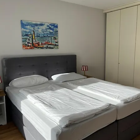 Maritim 31 Etage Traveblick 296 Mit Schwimmbad Lejlighed Lübeck